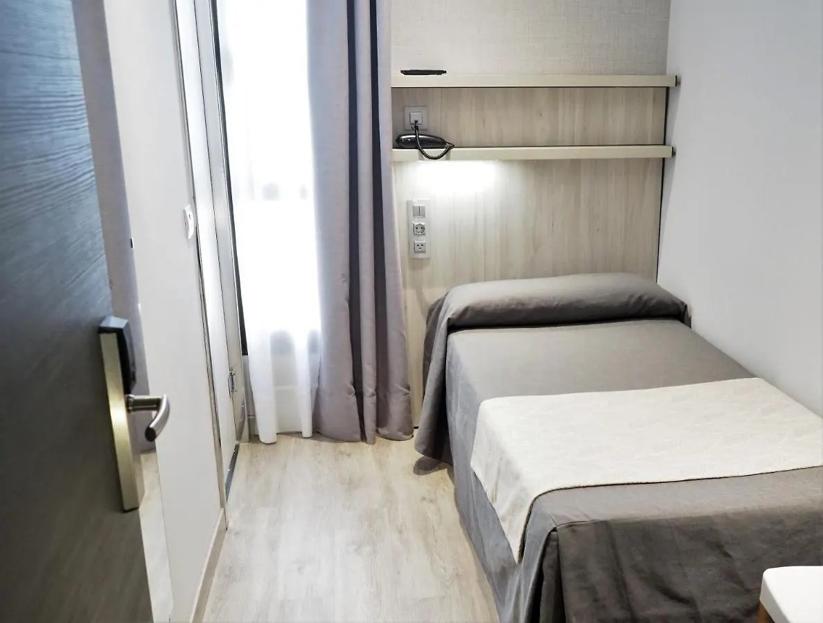 Guest house Hostal Benidorm Barcelona